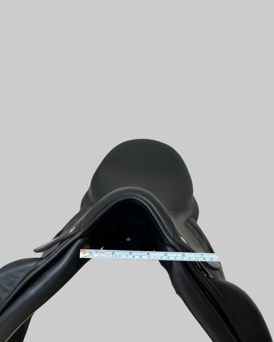 Butet ‘D’ Dressage Saddle