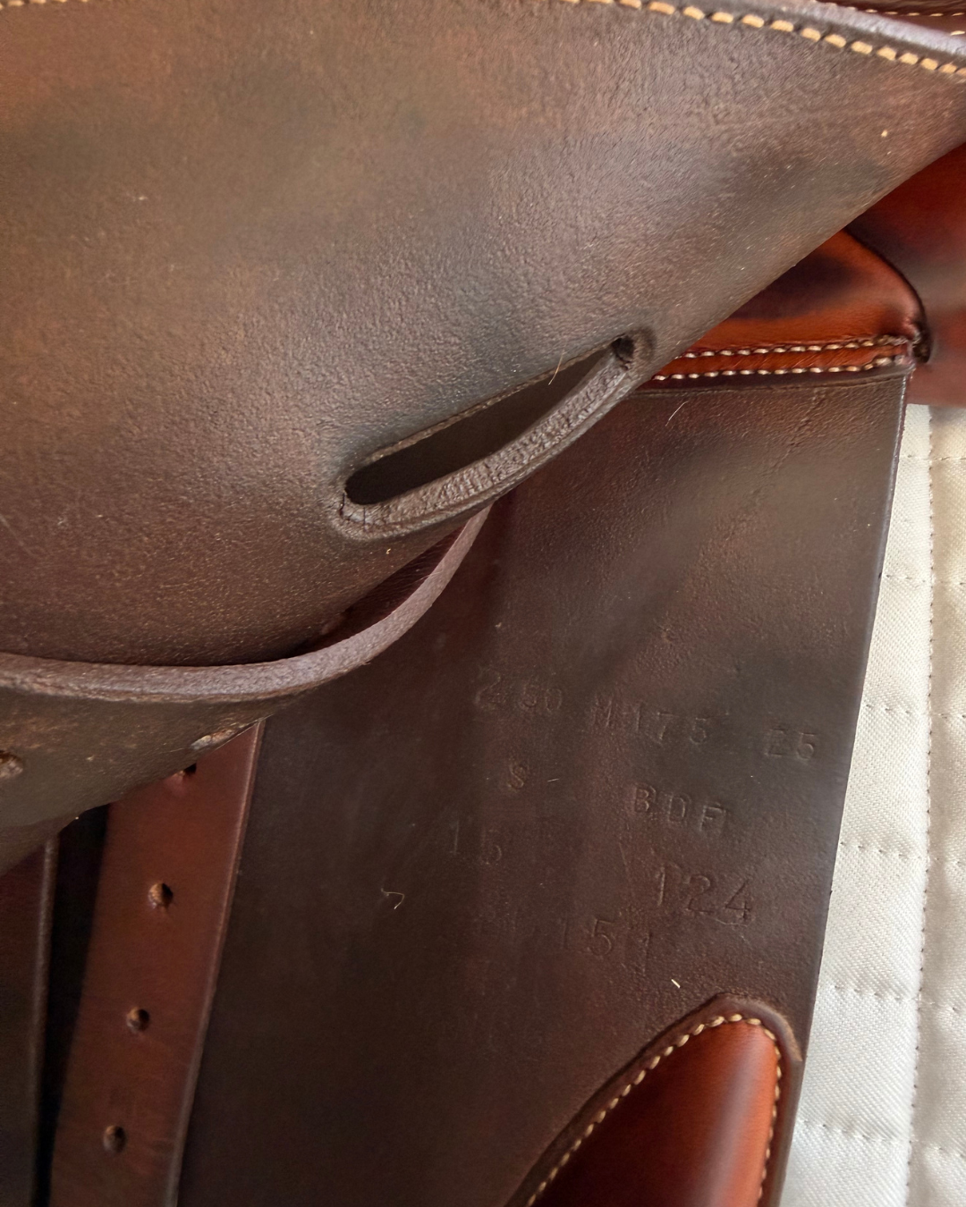 Butet Jumping Saddle — 17.5" Semi-Deep — Standard Tree — Calf Leather — Yellow Detailing