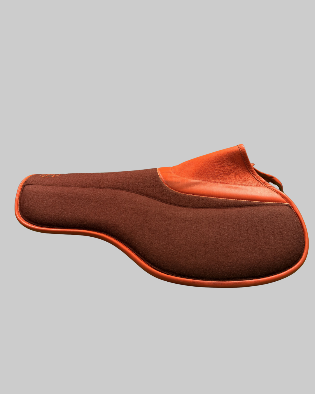 Butet Saumur Saddle Pad B Brown Felt Orange Calfskin Trim