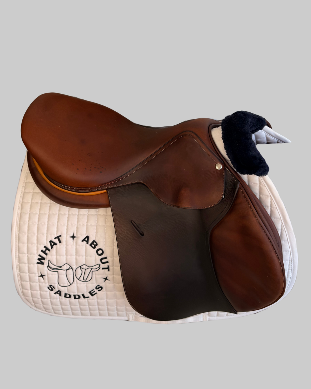 Butet Jumping Saddle — 17.5" Semi-Deep — Standard Tree — Calf Leather — Yellow Detailing